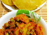 Green pea dum aloo n radhaballavi