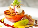 Grilled peaches with burrata and prosciutto