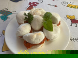 Bocconcini di bufala con 'nduja in versione bonbon/macaron