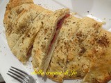 Calzone con coppa e pecorino giovane