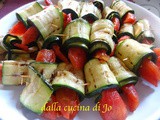 Contorno vegetariano di zucchine e pomodori confit