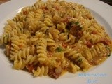 Fusilli in carbonara di cipollotti