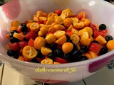 Insalata di frutta natalizia