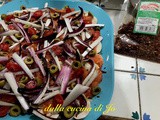 Insalata di trota salmonata marinata con funghi, tardivo e