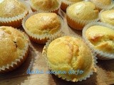 Muffins salati con pancetta e grana