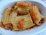 Paccheri ripieni con ragù di tonnetti