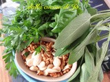 Pesto di salvia, basilico e prezzemolo con noci e mandorle