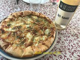 Quiche verde di cipollotti, mozzarella di bufala e pinoli