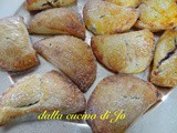 Ravioli di frolla alla confettura di giuggiole