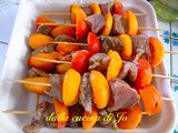 Spiedini di filetto di maiale alle albicocche