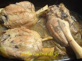 Stinchi di maiale alla birra nella slow-cooker