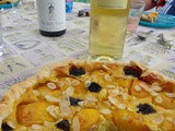 Torta di sfoglia alle pesche
