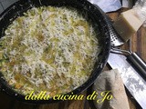 Torta di zucchine in padella, con fiordilatte affumicato