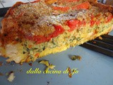 Torta salata di pane, zucchine e pomodori