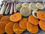 Zucca violina e cipolle al forno, un contorno autunnale
