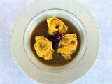 Brodo di lenticchie con tortelli di cappone