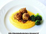 Polpette con crema di broccoletti, zucca e polenta