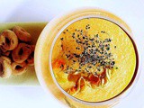 Smoothie di melone cantalupo e fiori di zucca con timo limoncino e tarallo pugliese