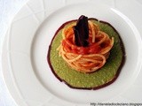 Spaghetti al sugo di pomodoro e verdure