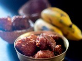 Kolar Bora (Bengali Banana Fritters)