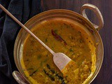 Mulo Diye Motor Dal (Bengali Yellow Split Pea with Radish)