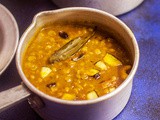 Narkel diye Cholar Dal aka Bengali Cholar Dal