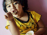 She screams for Nolen Gurer Ice Cream; a Mother Dairy delight