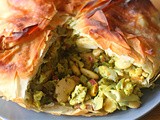 Artichoke, butterbean and Halloumi pie in a green pepper, cauliflower and coriander chutney