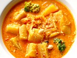 Indo-Thai Cassava, mango and broccoli curry