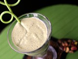 Pistachio & coconut smoothie