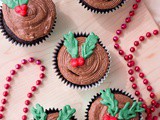 Holly Christmas Cupcakes