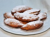 Beignets farcis aux pommes (Fried Apple Pies)