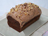 Plumcake al cioccolato con frosting alle nocciole