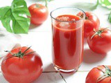 10 Benefits of Tomato Juice & 4 Tips How to Make it Yourself