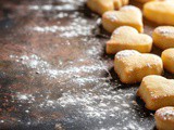 12 Baking Powder Substitutes & 5 Tips for the Best Results