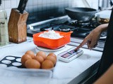 7 Easy Cream of Tartar Substitutes & 5 Practical Baking Tips
