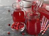 7 Health Benefits of Cranberry Juice & 5 Recipe Ideas