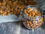 8 Health Benefits of Granola & 4 Recipe Ideas