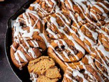 Gingerbread Cinnamon Rolls (Vegan)