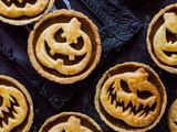 Halloween Jack-o-Lantern Pumpkin Pies