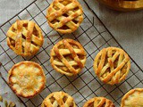 Mini Cardamom Apple Pies