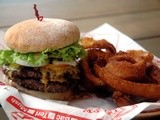 Mahalo! Hawaii's Teddy's Bigger Burgers Opens in Manila