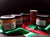 Pick Your Holiday Basket: The Festive Christmas Picnic Baskets by Oye Sabor