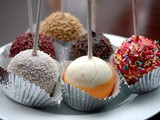 Quick Bites: Cake Pops at Cafe Macaron