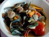 Taggo Favorite Manila Restaurants: a Salad and Seafood Boil at Clawdaddy