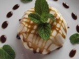 Panna cotta con salsa alla liquirizia