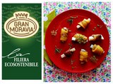 Involtini di peperoni con crema di acciughe piccanti e formaggio Gran Moravia