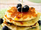 Pancake di mirtilli e miele