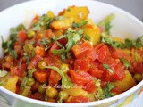 Gajar aloo ki sabzi / carrot peas potato vegetable / gajar matar aloo sabzi