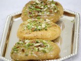 Mawa kachori / rajasthani mawa kachori